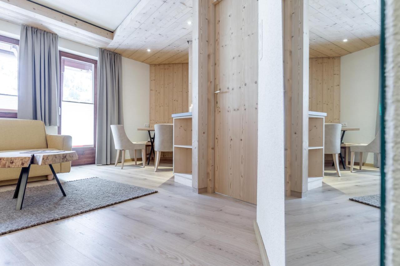 Hotel Garni Pirchhuett Obergurgl Ngoại thất bức ảnh